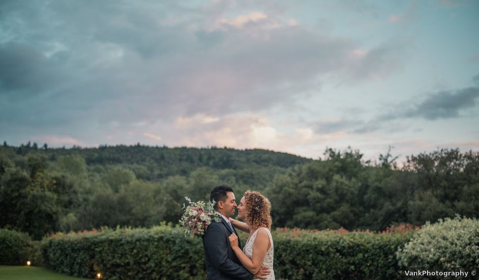 La boda de Claudio y Diana en Viladrau, Girona