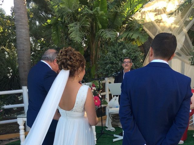 La boda de Jonathan y Laura  en Chiclana De La Frontera, Cádiz 3