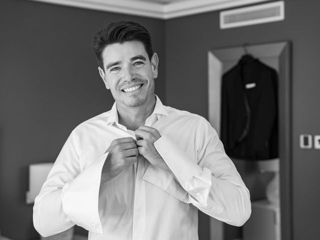 La boda de Pilar y Iván en Estepona, Málaga 5