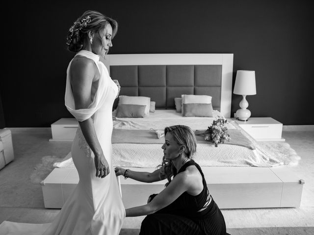 La boda de Pilar y Iván en Estepona, Málaga 15