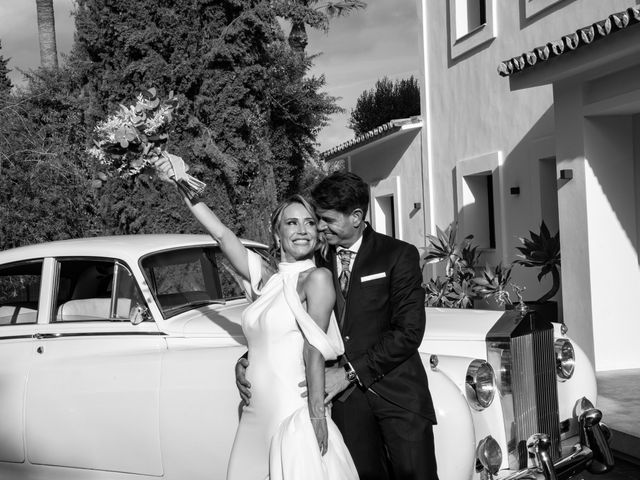 La boda de Pilar y Iván en Estepona, Málaga 35