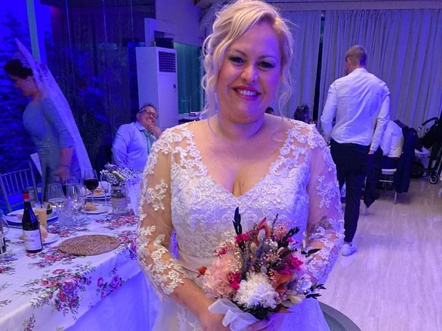 La boda de Víctor  y Cristina en Leganés, Madrid 8