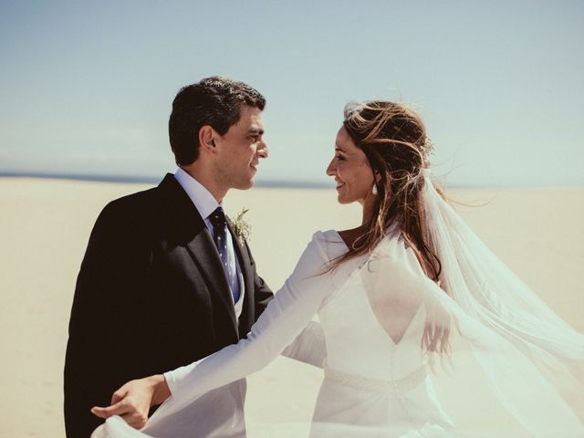 La boda de David y Naiara en Bolonia, Cádiz 79