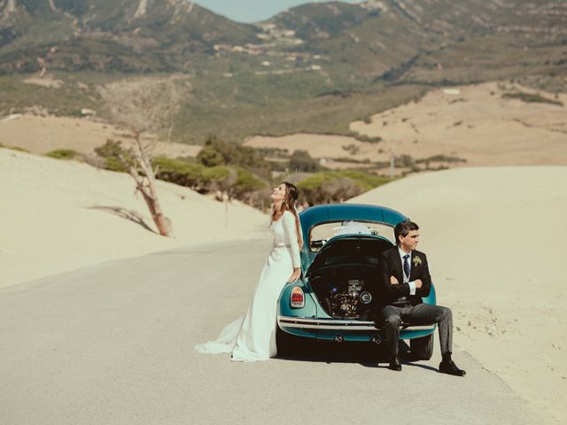 La boda de David y Naiara en Bolonia, Cádiz 82