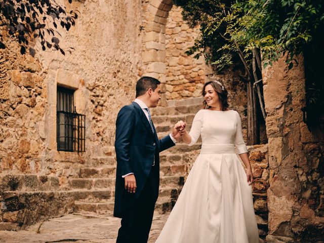 La boda de Joan y Carolina en Begur, Girona 35