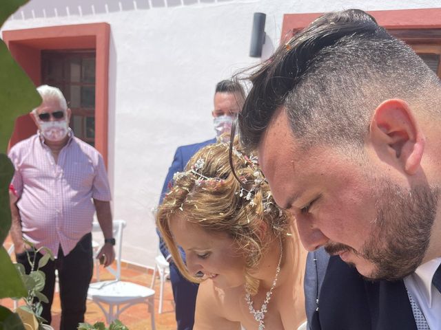 La boda de Marcos y Nisamar en Vallehermoso, Toledo 1