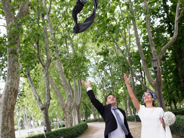 La boda de Aaron y Maialen en Pamplona, Navarra 14