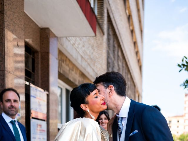La boda de Javier y Mónica en Oviedo, Asturias 13