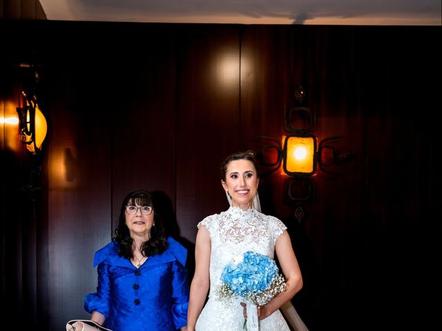 La boda de Javier y Mónica en Oviedo, Asturias 20