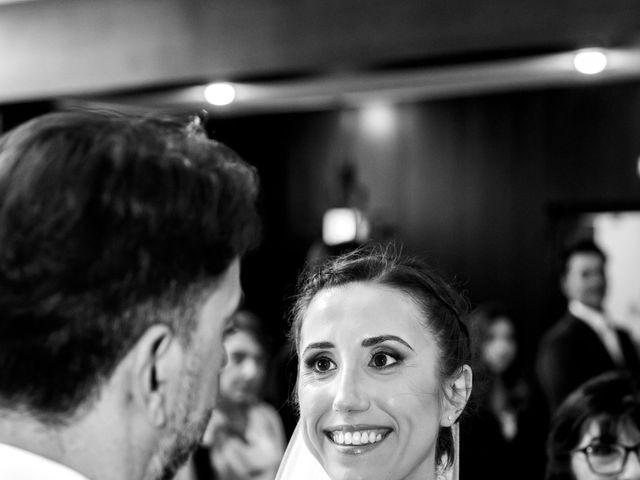 La boda de Javier y Mónica en Oviedo, Asturias 33