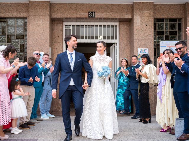 La boda de Javier y Mónica en Oviedo, Asturias 40