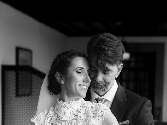 La boda de Javier y Mónica en Oviedo, Asturias 53
