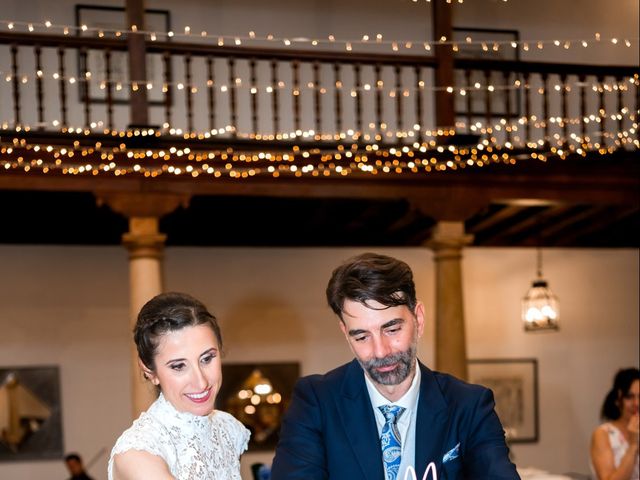 La boda de Javier y Mónica en Oviedo, Asturias 77