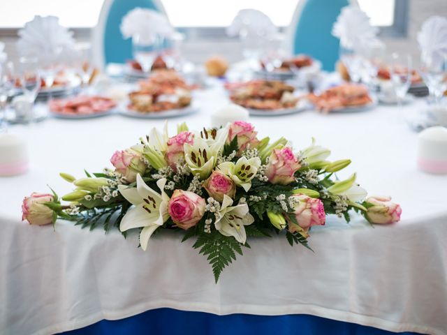 La boda de Dani y Goretti en Caldas De Reis (Casco Urbano), Pontevedra 30