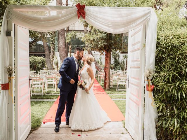 La boda de Raúl y Sonia en Madrid, Madrid 12