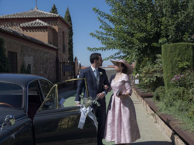 La boda de Marta y Manuel en Ballesteros De Calatrava, Ciudad Real 44