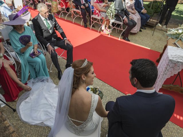La boda de Marta y Manuel en Ballesteros De Calatrava, Ciudad Real 59