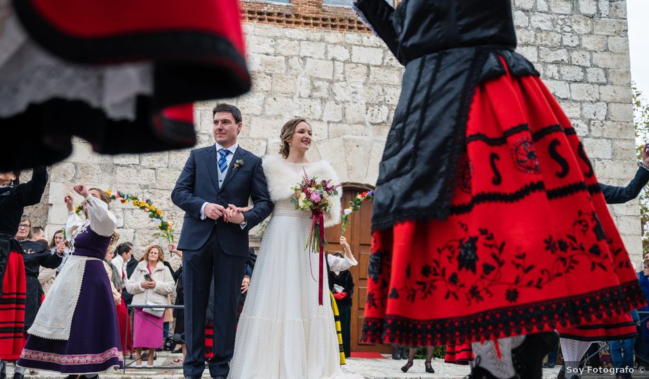 La boda de Charly y Natalia en Pedrajas De San Esteban, Valladolid