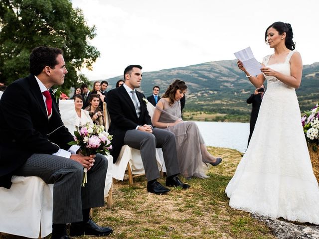 La boda de Arturo y Marian en Pinilla Del Valle, Madrid 35