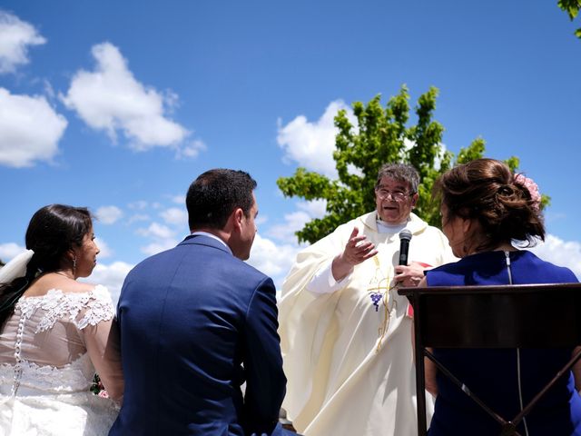 La boda de Víctor y Cecilia en Mangiron, Madrid 35