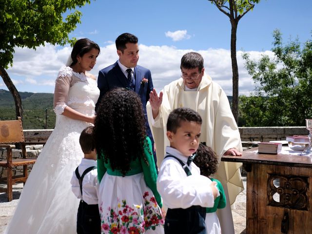 La boda de Víctor y Cecilia en Mangiron, Madrid 38
