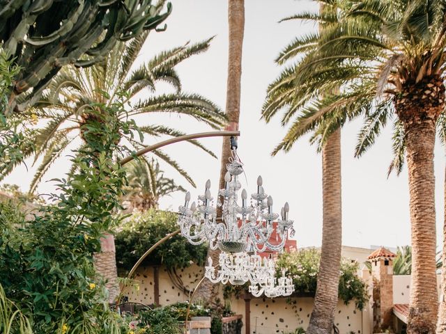 La boda de Josemi  y Aida  en Telde, Las Palmas 20