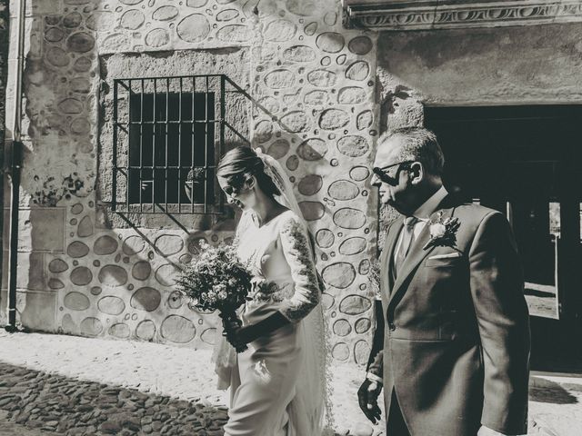 La boda de Javier y Lorena en Pedraza, Segovia 16