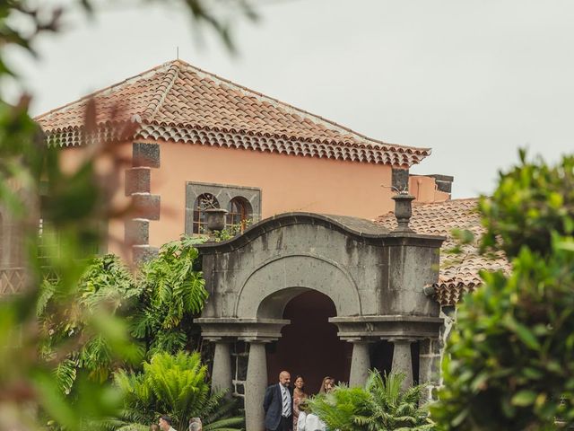 La boda de Ricardo y Esther en La Orotava, Santa Cruz de Tenerife 16