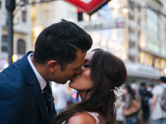 La boda de Carlos y Estela en Valdemorillo, Madrid 2