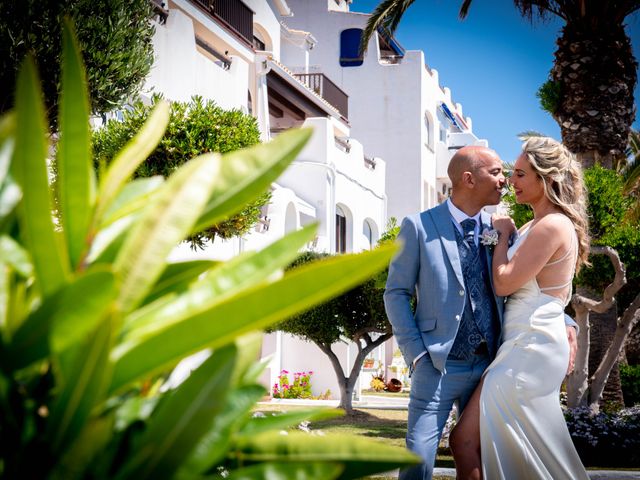 La boda de Michel y Miriam en Vilanova I La Geltru, Barcelona 11