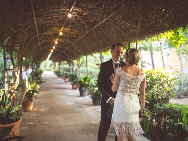 La boda de Arturo y Isabel en Godella, Valencia 14