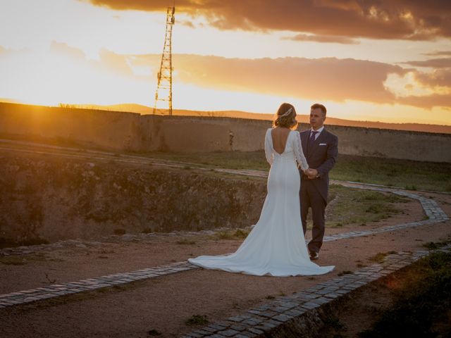 La boda de Juanjo y Beatriz en Alburquerque, Badajoz 36