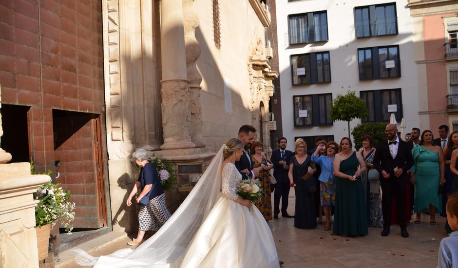 La boda de Manu y Eva en Alacant/alicante, Alicante
