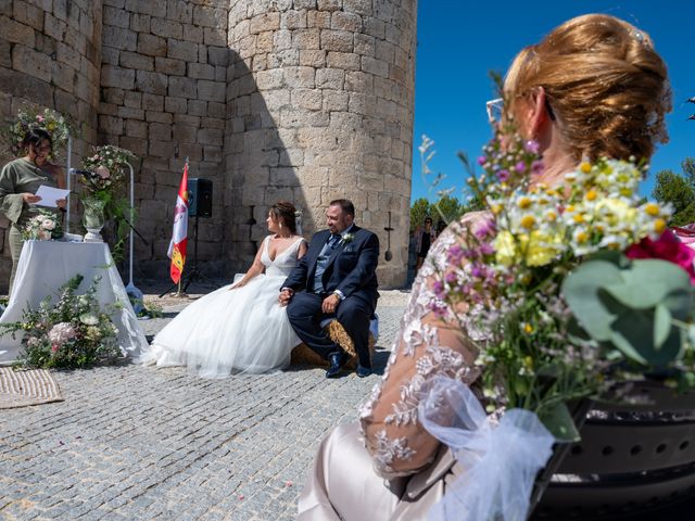 La boda de Raul y Claudia en Pedrajas De San Esteban, Valladolid 49