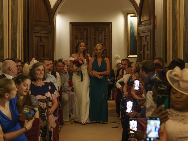 La boda de Louis y Xenia en Terrassa, Barcelona 16