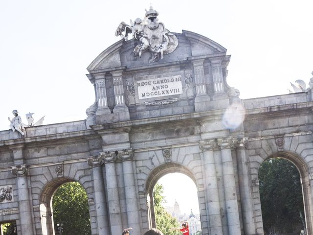 La boda de Alvaro y Elena en Madrid, Madrid 19