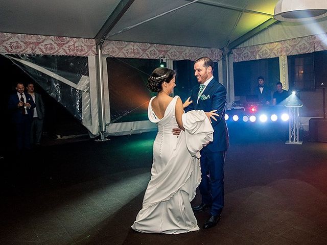 La boda de David y Virginia en Tornadizos De Avila, Ávila 115