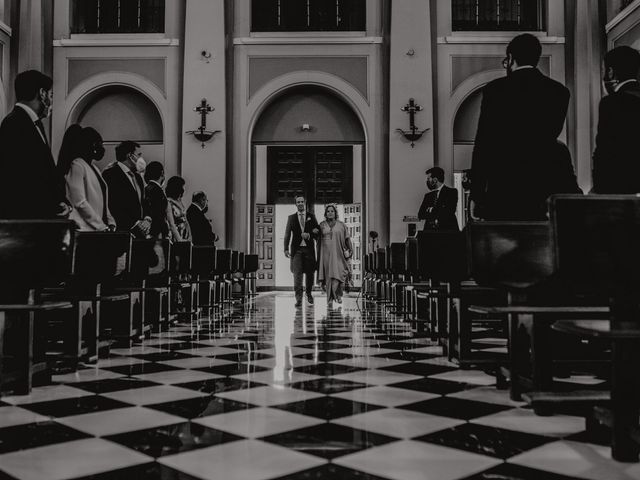 La boda de Paola y Carlos en Madrid, Madrid 37