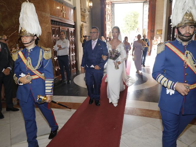La boda de Fernando y Ana María  en Sevilla, Sevilla 22
