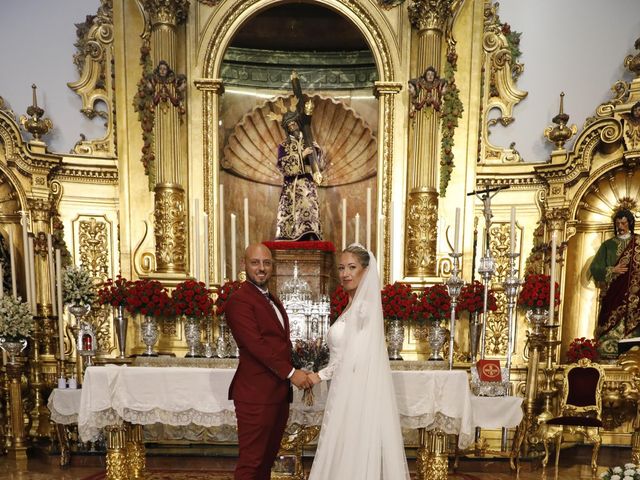La boda de Fernando y Ana María  en Sevilla, Sevilla 32