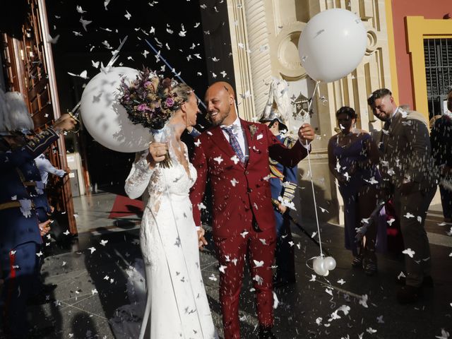 La boda de Fernando y Ana María  en Sevilla, Sevilla 33