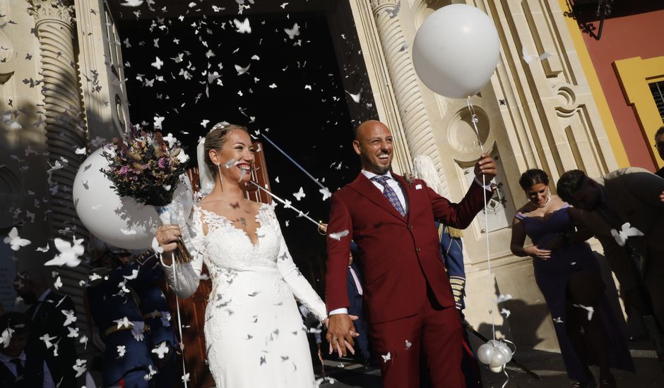 La boda de Fernando y Ana María  en Sevilla, Sevilla