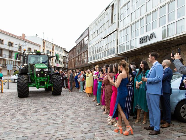 La boda de Diego y Maitane en Espinosa De Los Monteros, Burgos 19