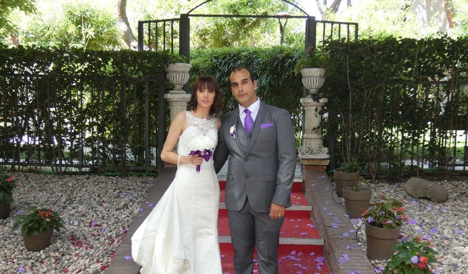 La boda de Jonatan y Sandra en Madrid, Madrid