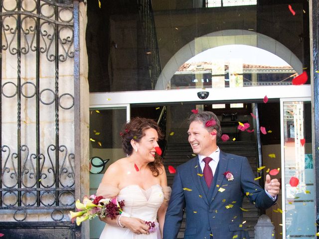 La boda de Amaia y Merino en Elgoibar, Guipúzcoa 125