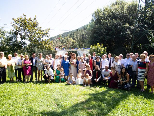 La boda de Amaia y Merino en Elgoibar, Guipúzcoa 194