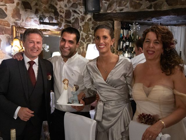 La boda de Amaia y Merino en Elgoibar, Guipúzcoa 232