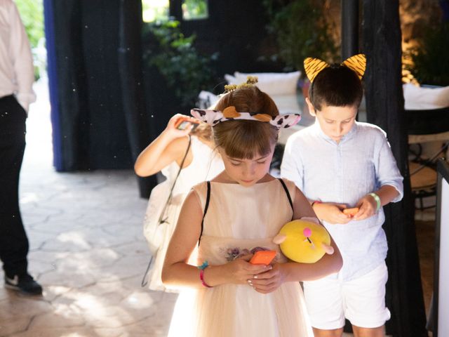 La boda de Amaia y Merino en Elgoibar, Guipúzcoa 243