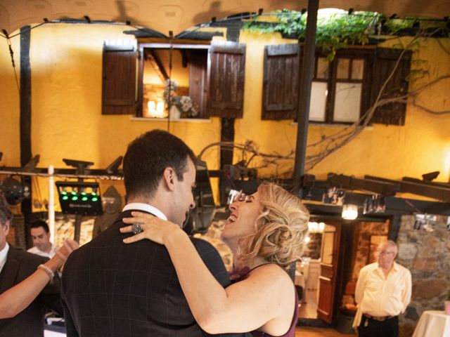 La boda de Amaia y Merino en Elgoibar, Guipúzcoa 250