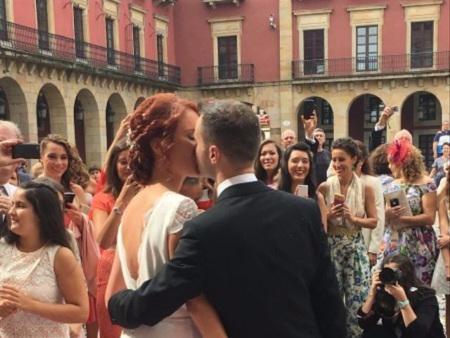 La boda de Simón y Cova en Gijón, Asturias 3